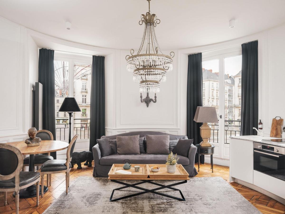 Appartements Place Royale - Maisons Du Monde Hotel & Suites ナント エクステリア 写真