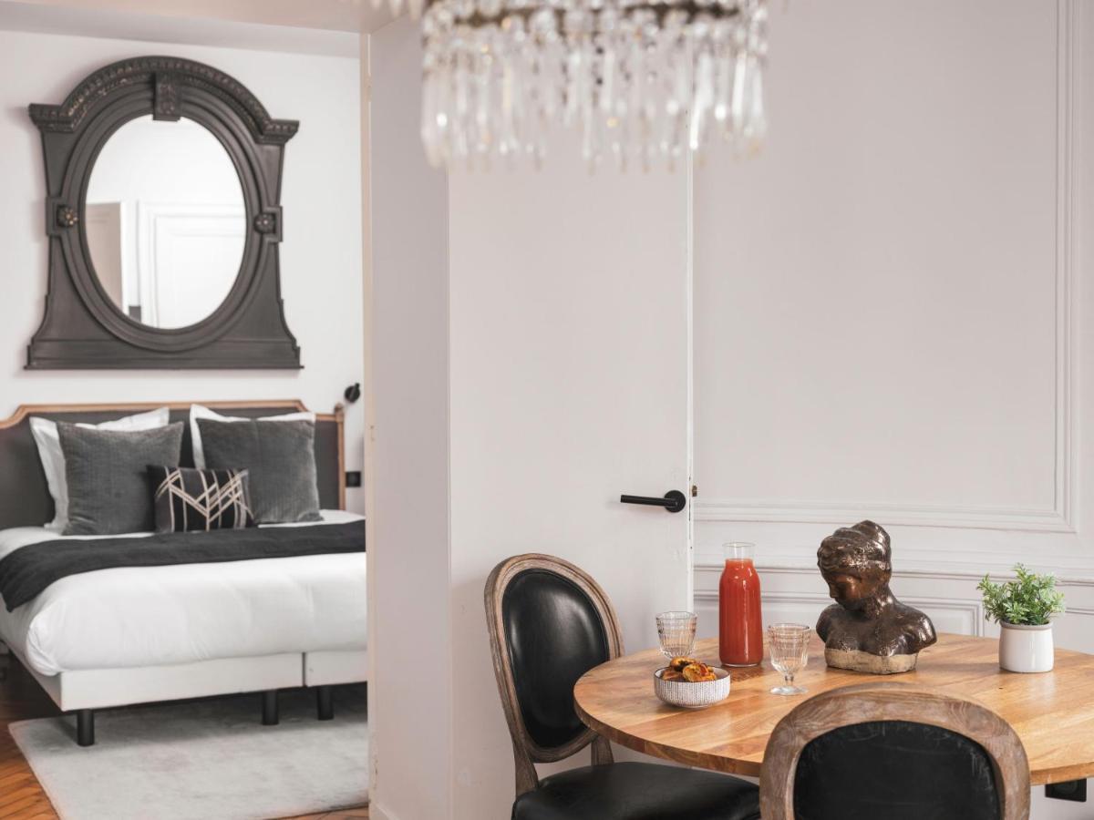 Appartements Place Royale - Maisons Du Monde Hotel & Suites ナント エクステリア 写真