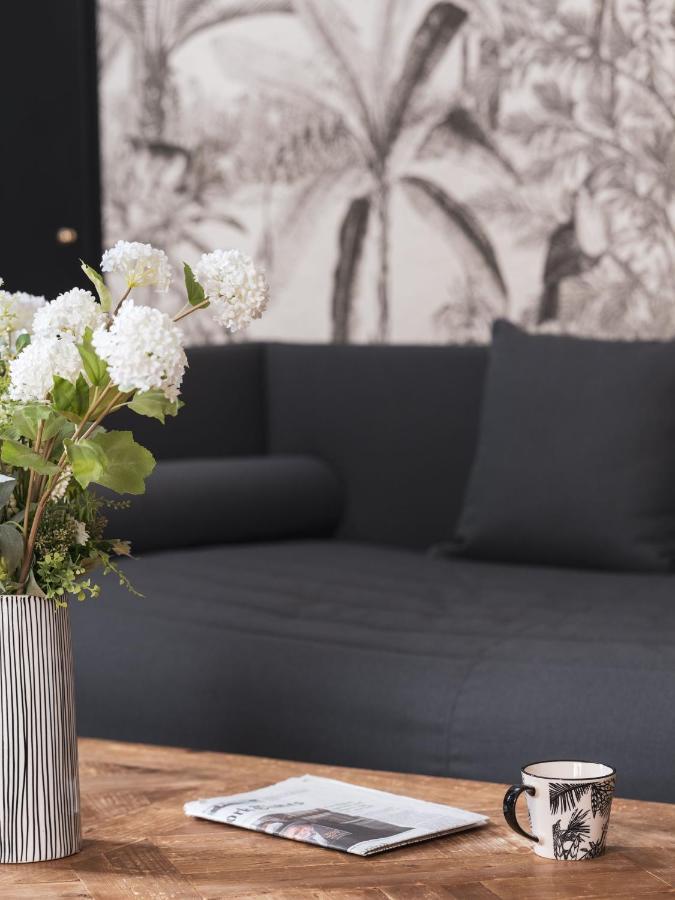 Appartements Place Royale - Maisons Du Monde Hotel & Suites ナント エクステリア 写真